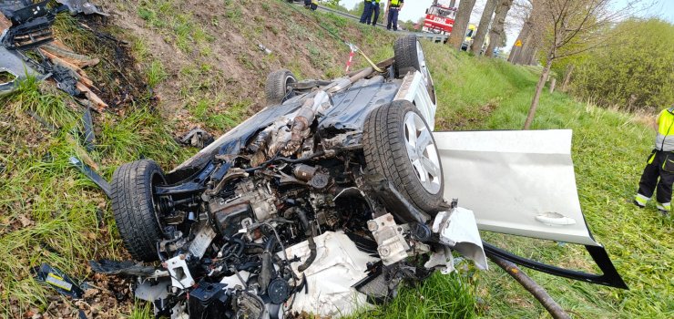 Wypadek na trasie Pasłęk - Orneta. Ranne osoby dorosłe i dzieci