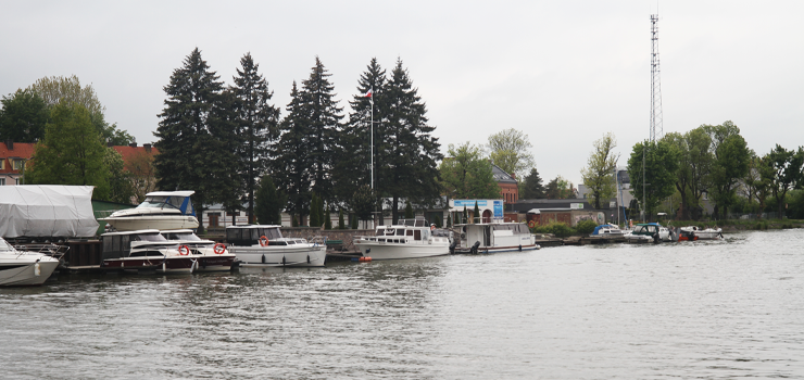 Elbląg: Wiemy, na ile wyceniono przystań. Gdzie po przetargu podzieje się OSW Fala?