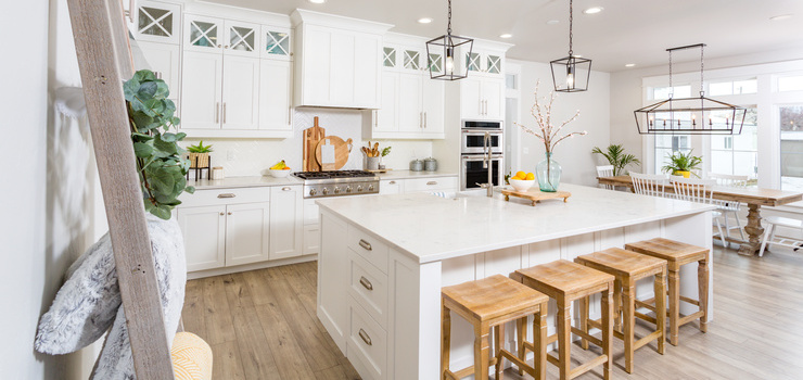 Stylowe oświetlenie dekoracyjne do każdej kuchni – pomysły