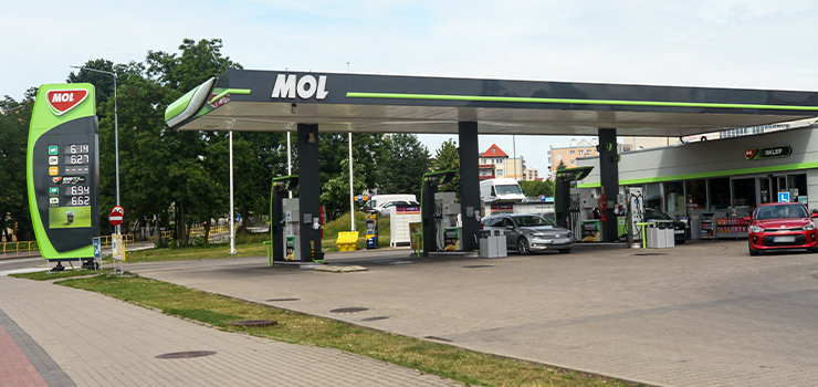 Elbląg: Wyciek gazu na stacji paliw