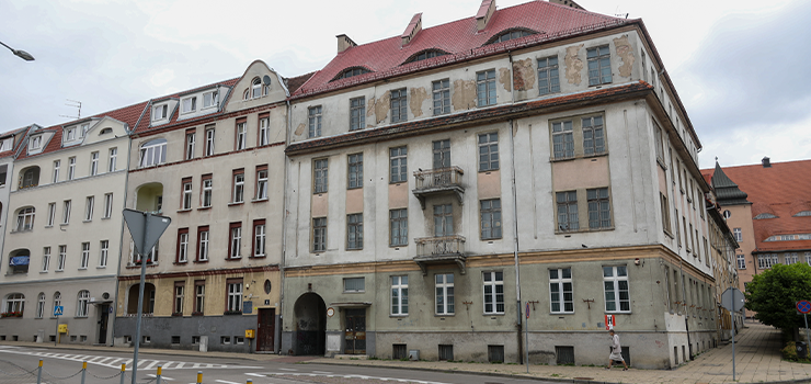 Elbląg: Miasto od lat utrzymuje pustostan. Co z zagospodarowaniem budynku przy Trybunalskiej?