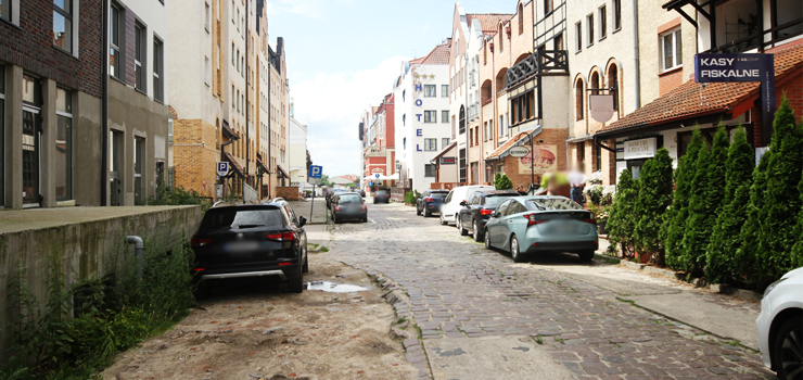 12 lat temu powstała dokumentacja projektowa dot. przebudowy Wieżowej. Kiedy ulica zostanie wyremontowana?