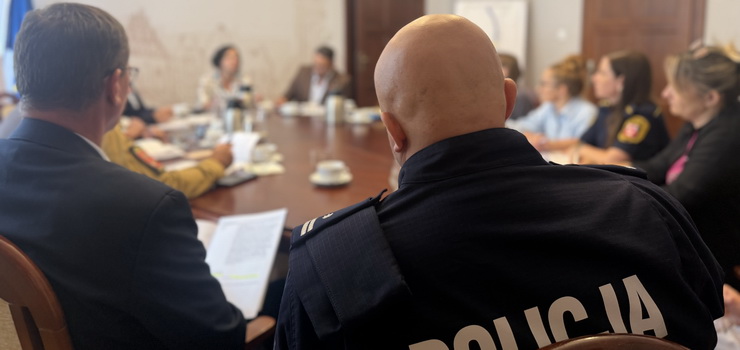 Odbyło się kolejne posiedzenie sztabu kryzysowego. "Nadal prowadzane są prace związane z czyszczeniem ulic"