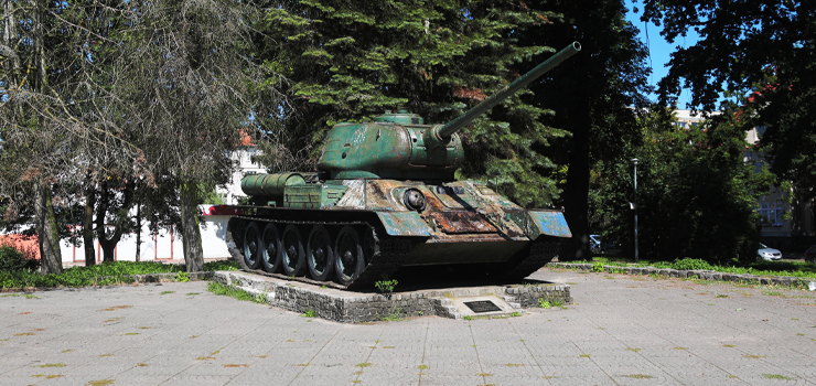 Ciekawe miejsca Elbląga. Czołg na alei Armii Krajowej