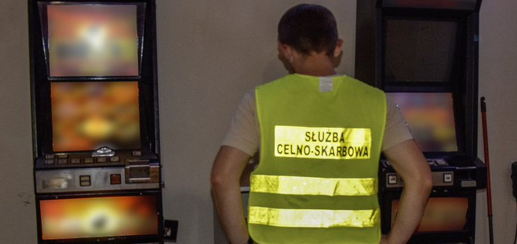 Skontrolowali dwa punkty, zajęli osiem automatów