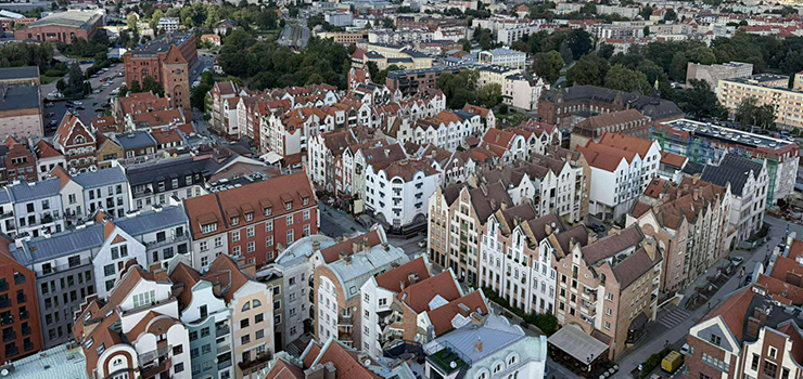 Minęło 10 lat od rewitalizacji wieży. Zobacz, jak Elbląg prezentuje się z punktu widokowego Katedry św. Mikołaja