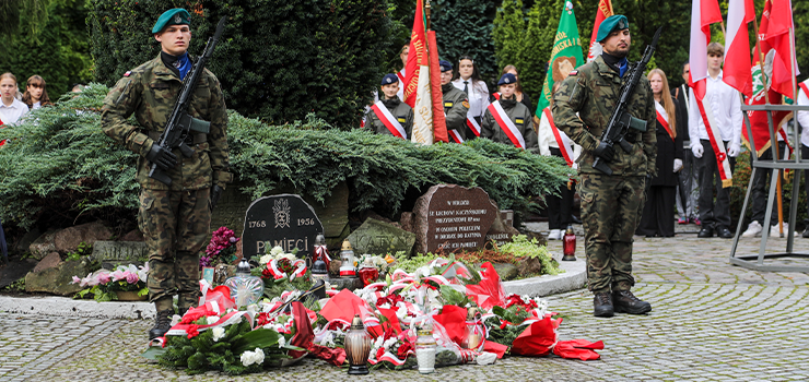 86 lat od napaści Związku Sowieckiego na Polskę. Uroczystości w Elblągu (zdjęcia)
