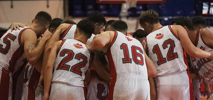 Druga kwarta za dwa punkty. Elbasket wygrał pierwszy mecz