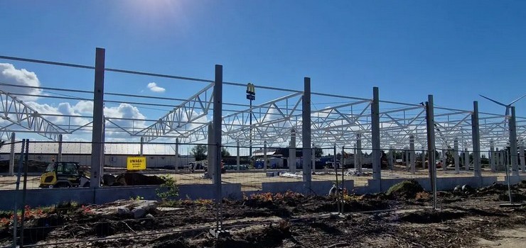 Na zakupy do Pasłęka? Przy S7 trwa budowa dużego parku handlowego