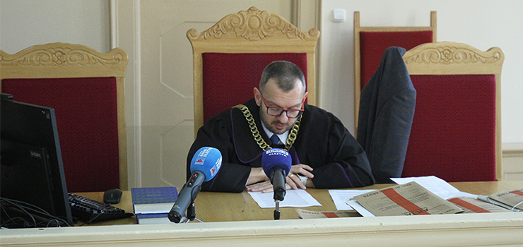 Elbląg: Chciał spalić komendę policji. 30-latek skazany na 2 lata więzienia