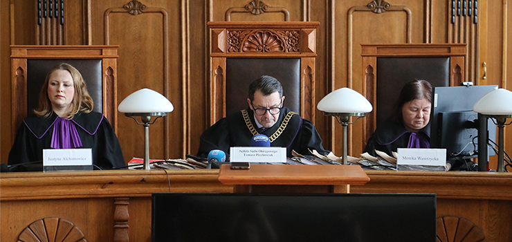 Były współpracownik papieża skazany za gwałt i pedofilię. Obrona chce uniewinnienia zakonnika