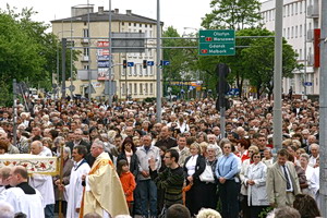 Policja zamknie ulice podczas czwartkowych procesji