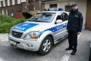 Mundury z Akademii Sztuk Piknych dla elblskich policjantw