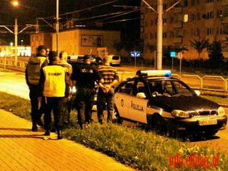 Policjanci znaleli prochy w BMW