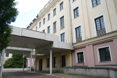 Kiedyś największy hotel w Elblągu. Co dalej z budynkiem przy Placu Słowiańskim?#3