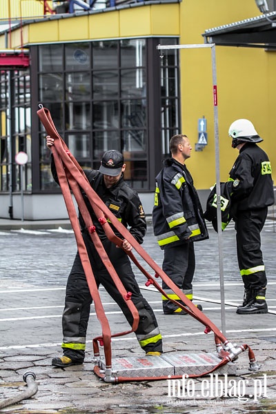 Likwidacja skutkw rozszczelnienia zbiornika przemysowego, fot. 21