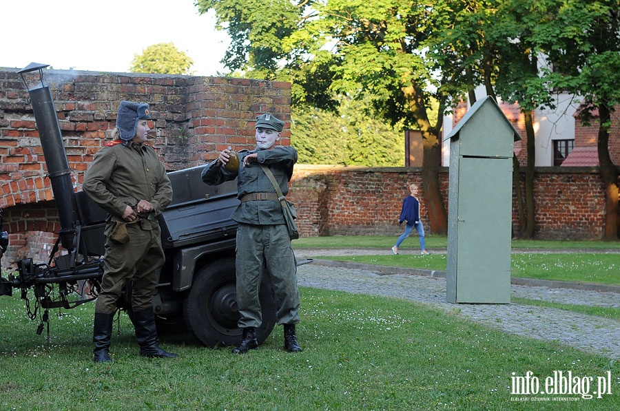 Spektakl plenerowy pt. Kucharz na ostro w wykonaniu wrocawskiego Teatru Formy, fot. 18