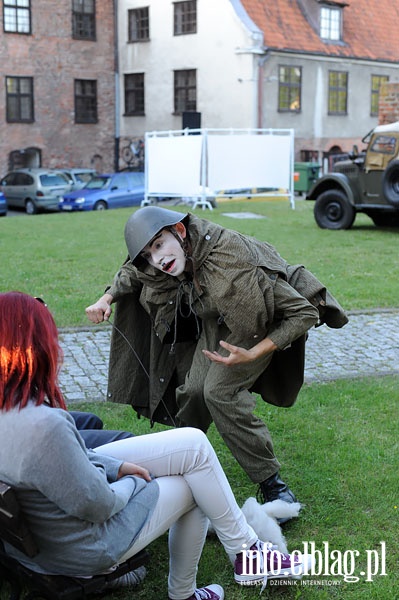 Spektakl plenerowy pt. Kucharz na ostro w wykonaniu wrocawskiego Teatru Formy, fot. 20