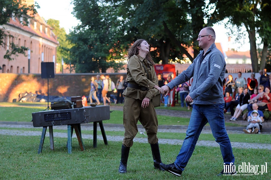 Spektakl plenerowy pt. Kucharz na ostro w wykonaniu wrocawskiego Teatru Formy, fot. 66