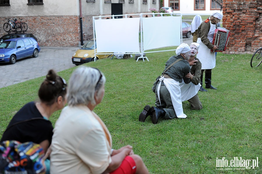 Spektakl plenerowy pt. Kucharz na ostro w wykonaniu wrocawskiego Teatru Formy, fot. 80