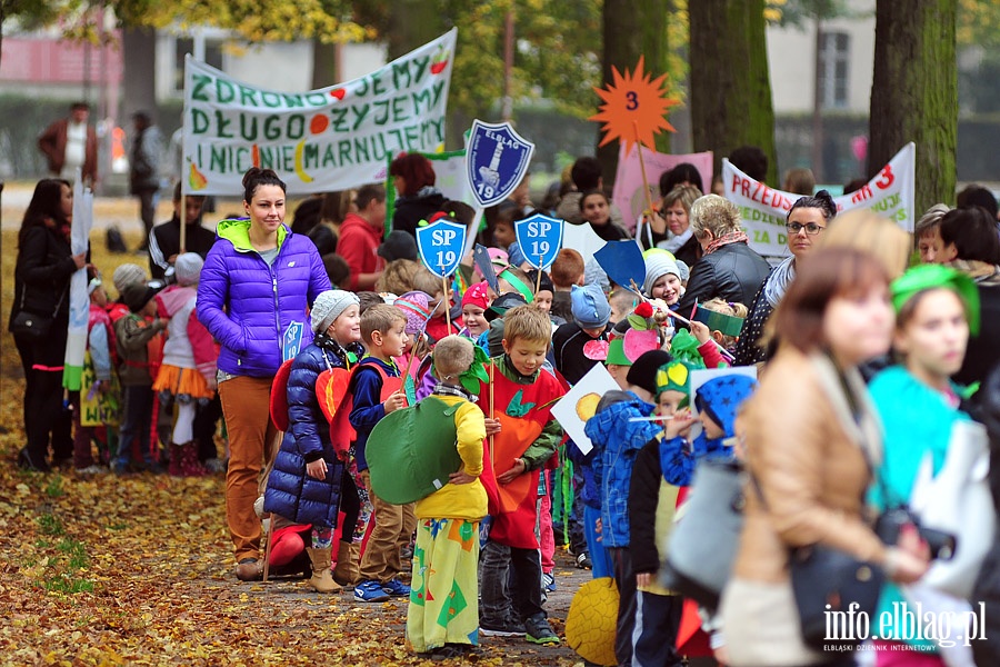 Manifestacja szkolna przeciw marnowaniu produktw spoywczych, fot. 25