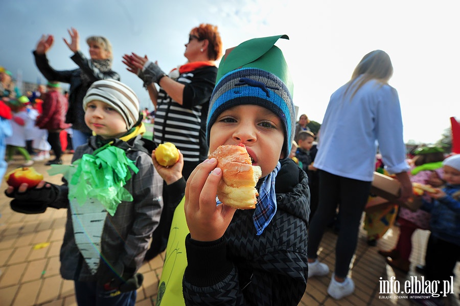 Manifestacja szkolna przeciw marnowaniu produktw spoywczych, fot. 91