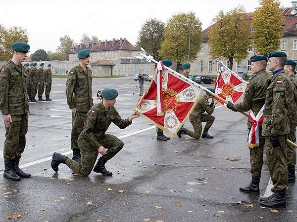 Oficjalna zbirka onierzy z 16 batalionu dowodzenia i, fot. 11