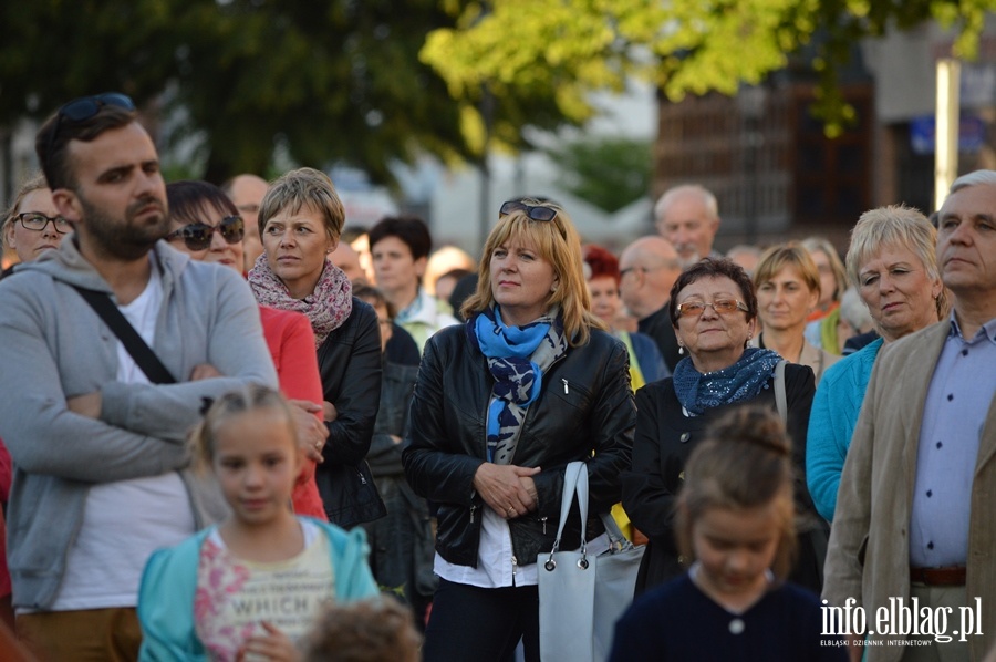 Publiczno podczas koncertu na Placu Katedralnym, fot. 10