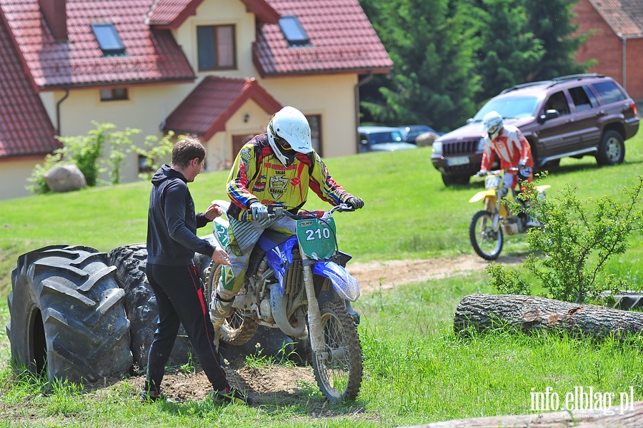 Pokazy mistrzw na torze motocrossowy,, fot. 37