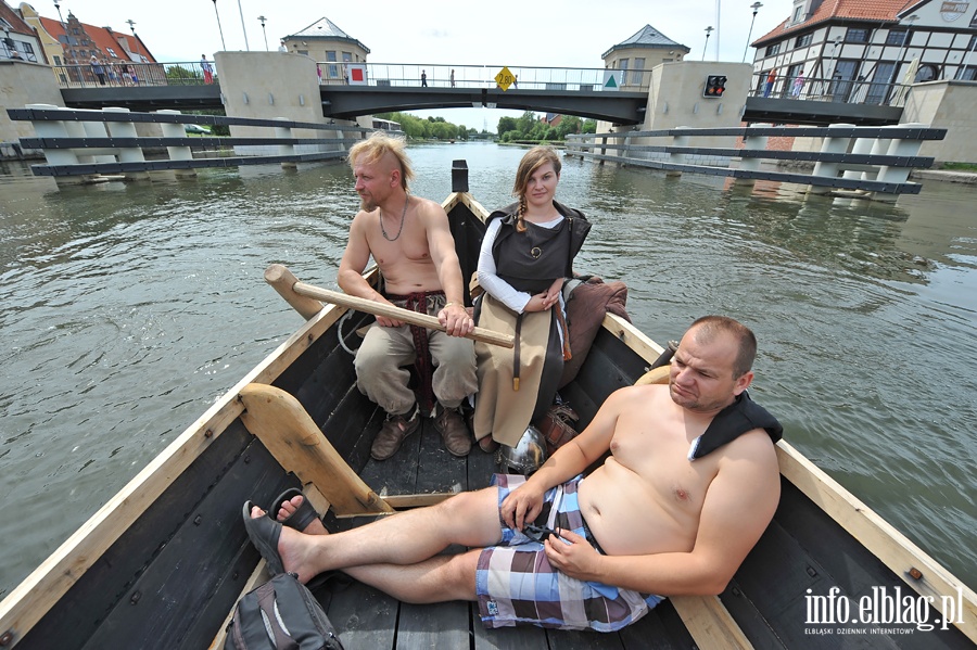  Replika wczesnosowiaskiej odzi , fot. 31