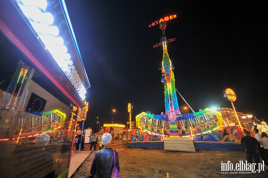 Lunapark Bajka noc, fot. 2