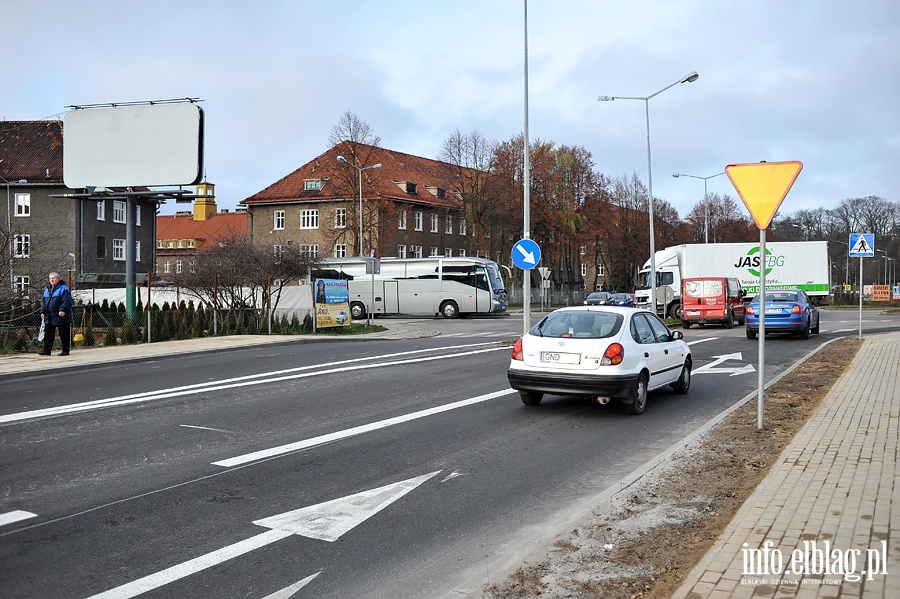 Pierwsza cz parku handlowego na Rawskiej gotowa, fot. 16