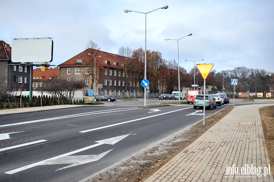 Pierwsza cz parku handlowego na Rawskiej gotowa, fot. 17