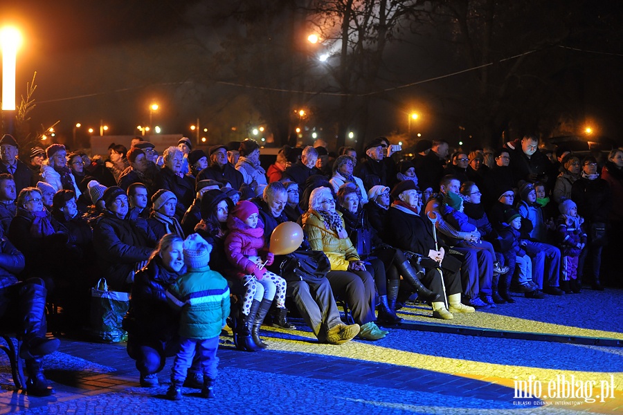 Koncert Brathankw i przemarsz szczudlarzy , fot. 8