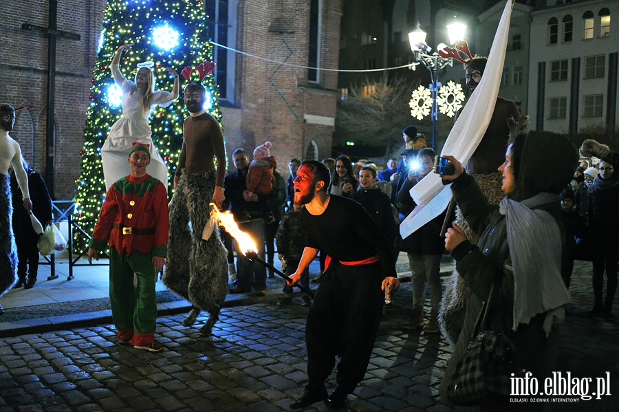 Koncert Brathankw i przemarsz szczudlarzy , fot. 75