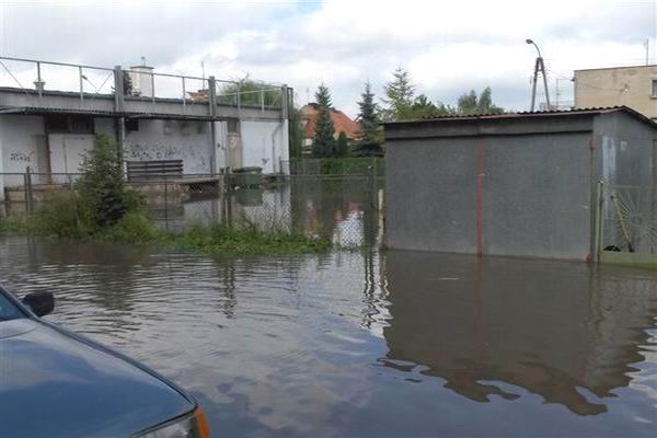 Elblskie ulice podtopione po oberwaniu chmury, fot. 10