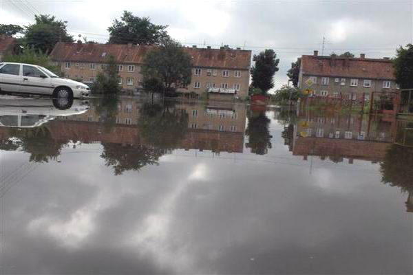 Elblskie ulice podtopione po oberwaniu chmury, fot. 17