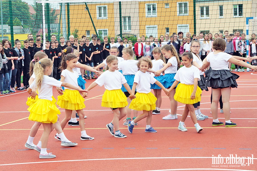 SP nr 15 otwarcie Orlika lekkoatletycznego, fot. 16