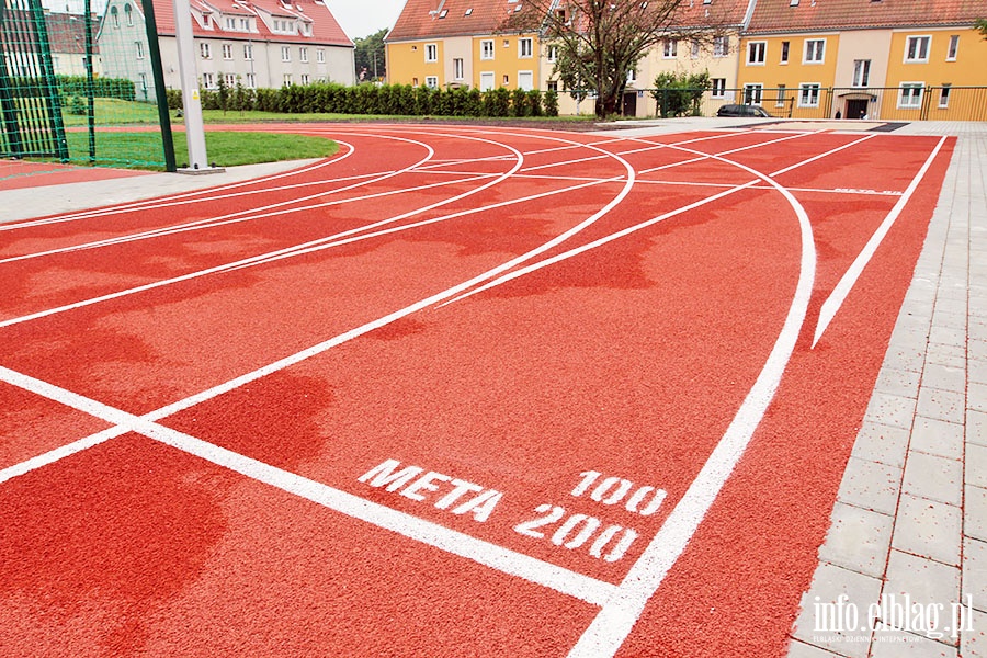 SP nr 15 otwarcie Orlika lekkoatletycznego, fot. 39