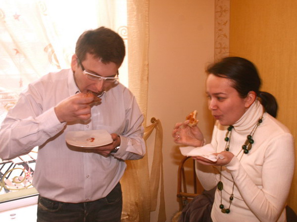 Zawody w jedzeniu pczkw na czas - cukiernia 