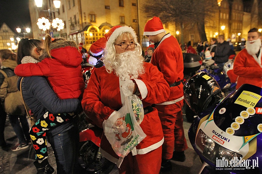 Choinka rozbysa prawie 5 tysiacami wiate, fot. 21