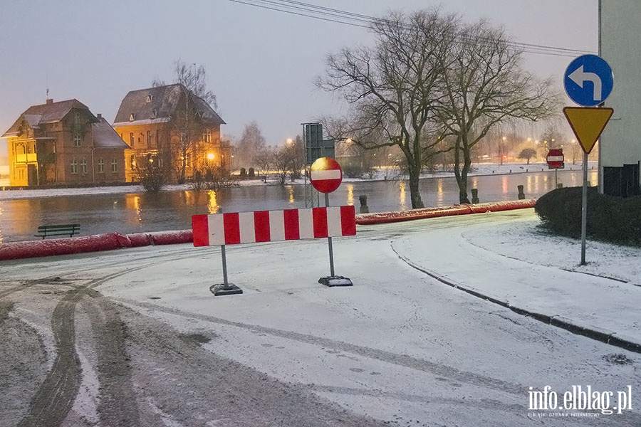 Na bulwarze rzeka Elblg przekroczya stan alarmowy, fot. 18