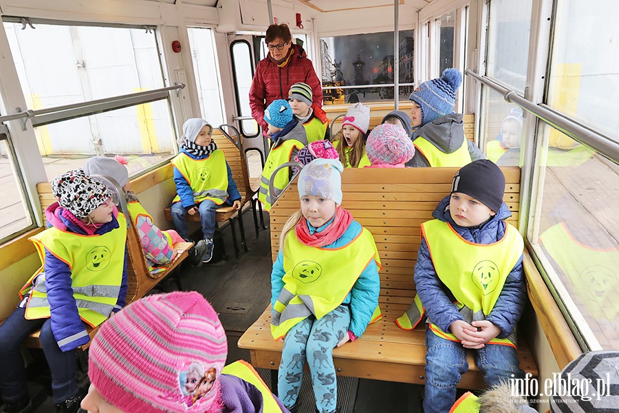 Maluchy z wizyt w zajezdni tramwajowej, fot. 23