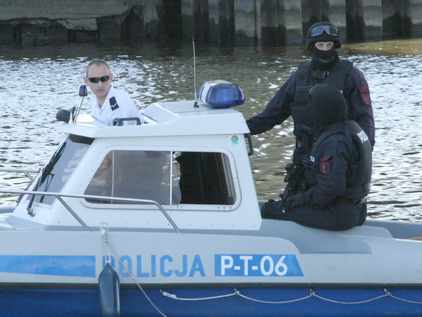 wiczenia elblskich sub ratowniczych na terenie Port, fot. 14