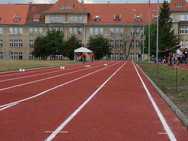 Otwarcie lekkoatletycznego stadionu w Miasteczku Szkoln, fot. 16