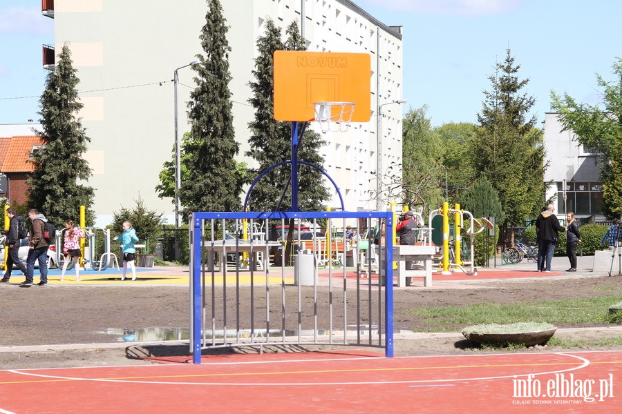 Nowy kompleks sportowo - rekreacyjny na Uroczej, fot. 44