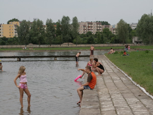 Miejski basen odkryty - lato 2008, fot. 13