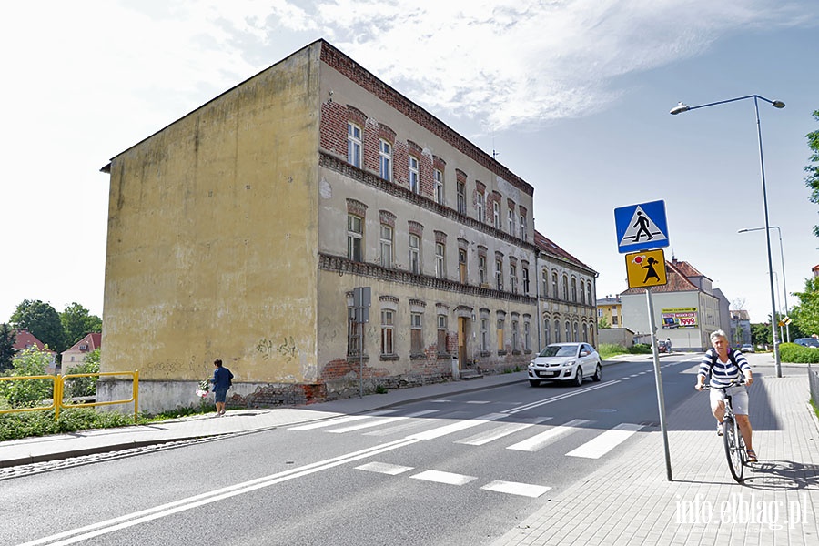 Z Traugutta znikn kolejne dwa stare budynki., fot. 15