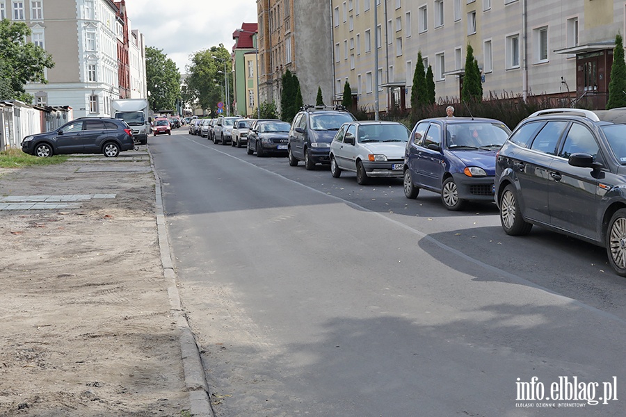 Czy na ulicy Powstacw Warszawskich asfalt zastpi kostk brukow?, fot. 6