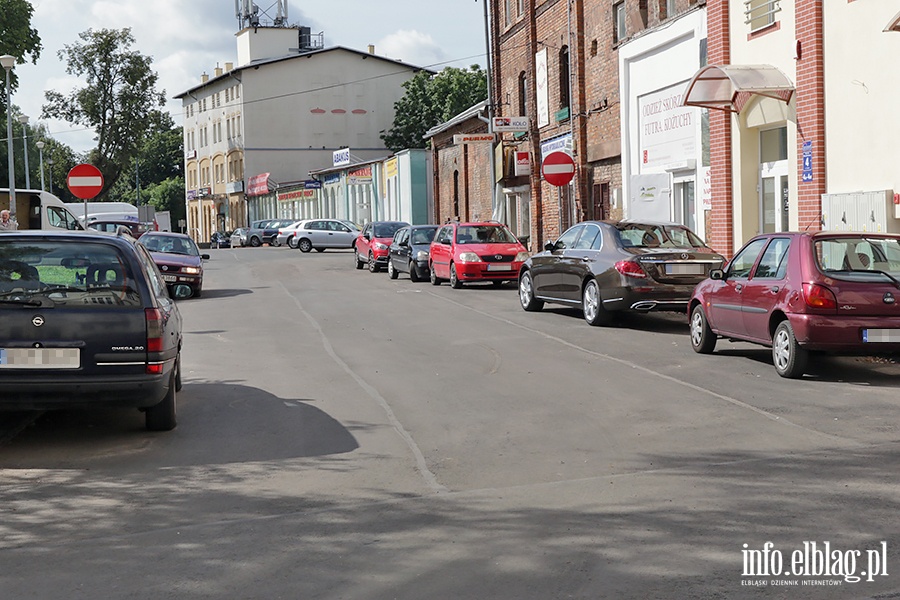 Czy na ulicy Powstacw Warszawskich asfalt zastpi kostk brukow?, fot. 7